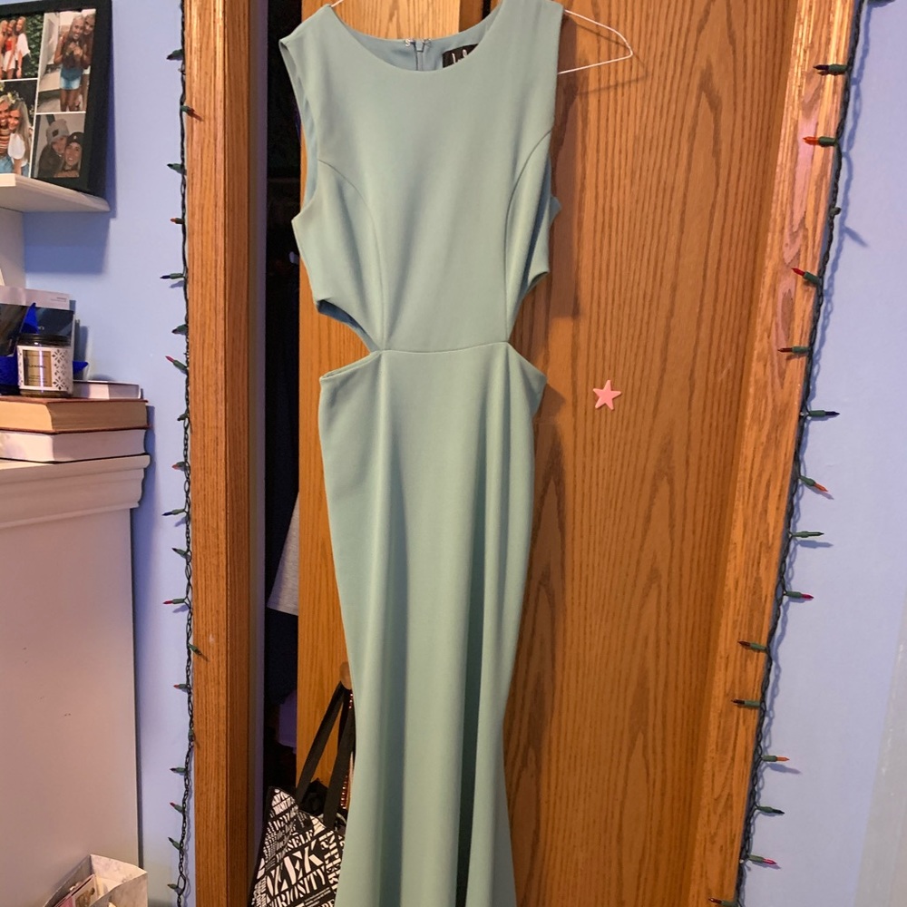 Lulu’s PROM DRESS‼️✨ - Picture 4 of 6